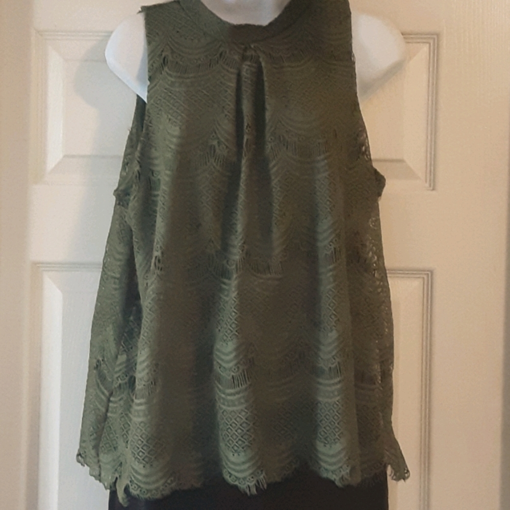 IT GIRL olive top with lace overlay